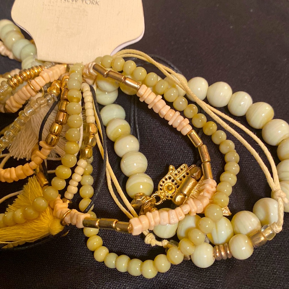 Catherine SteinDesign, New York, 14 Assorted Beaded Bracelets 💚💚🔥💕💕🔥💙⭐️